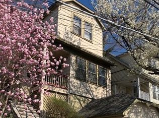 271 Westervelt Ave, Staten Island, NY 10301
