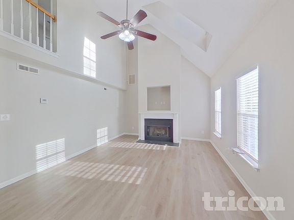 3rd image of 2023 Westminster Ln