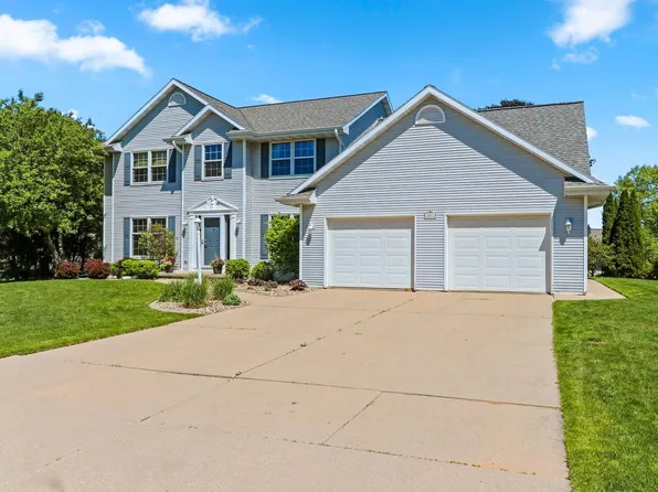 2861 Crosshaven Ave, Green Bay, WI 54313