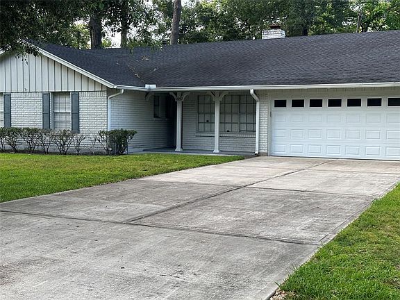 5th image of 10227 Londonderry Dr