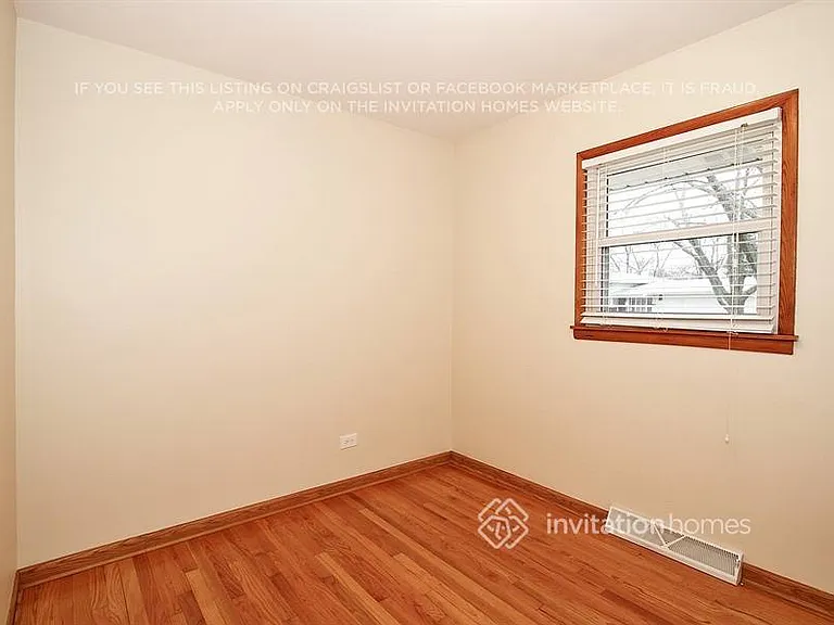 18829 Greenbay Ave — Photo 8