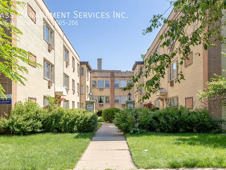 2005 W Touhy Ave #206 — Photo 12