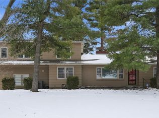 6209 NW Tower Dr, Platte Woods, MO 64151