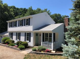 12 Bargate Rd, Clinton, CT 06413
