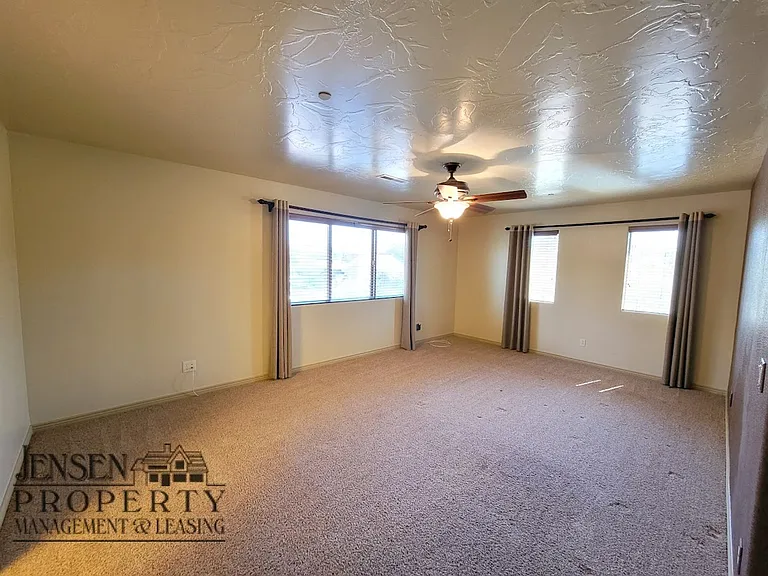 325 N Red Stone Rd #143 — Photo 16