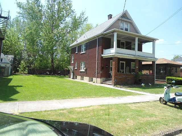 2nd image of 1917 Mackenna Ave