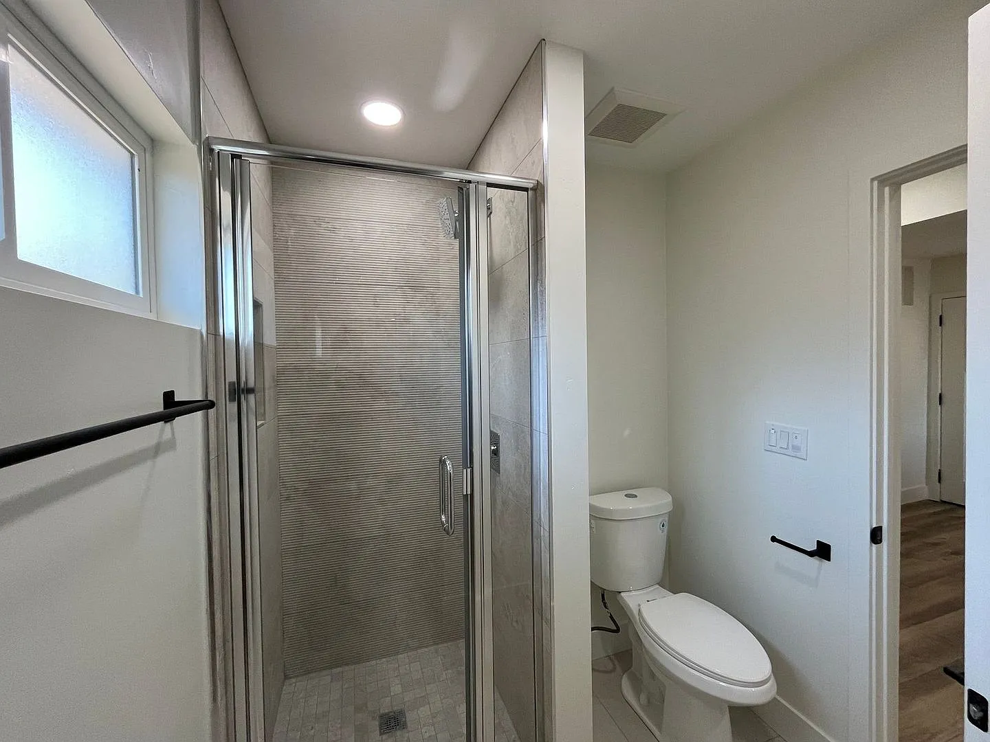 4823-4821 Catoctin Dr. — Photo 3
