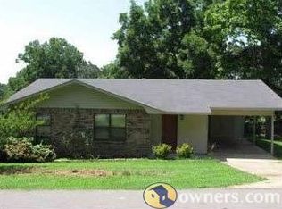 123 Crestview Dr, Morrilton, AR 72110