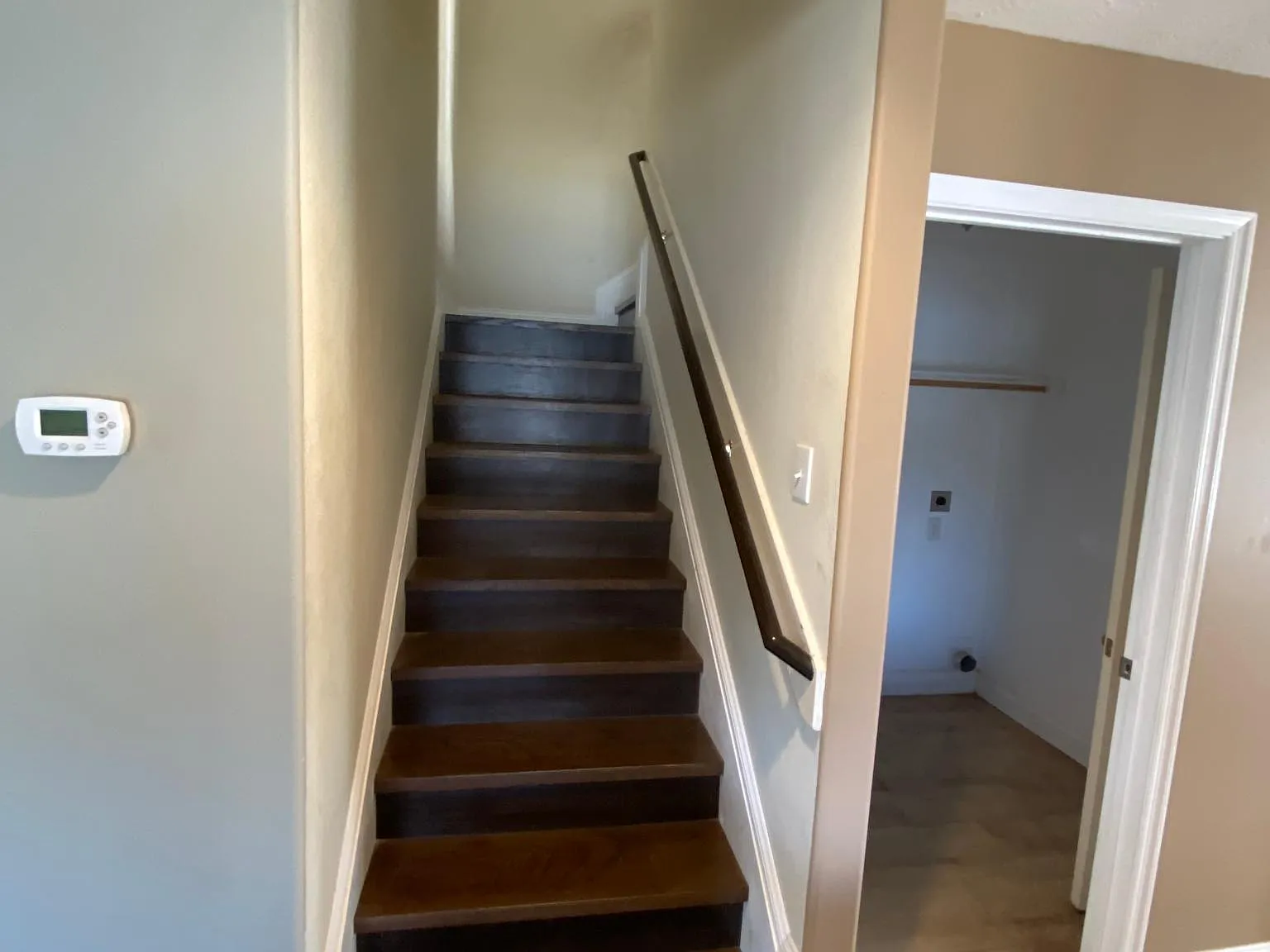 4 bed, 2.5 bath, 2300 sqft, $2,200 — Photo 2