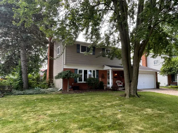 40408 Diane Dr, Sterling Heights, MI 48313