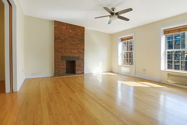 Rented by Compass | media 19