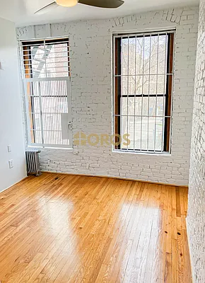 Rented by City Connections Realty | media 1