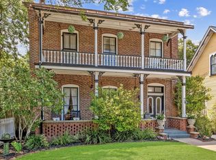 23 S 7th St, Fernandina Beach, FL 32034
