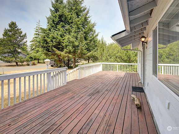 3rd image of 684 Copalis Avenue NE