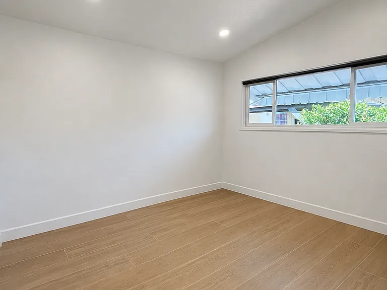 15521 Fernview St — Photo 8