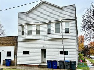 3360 Maple St, Toledo, OH 43608