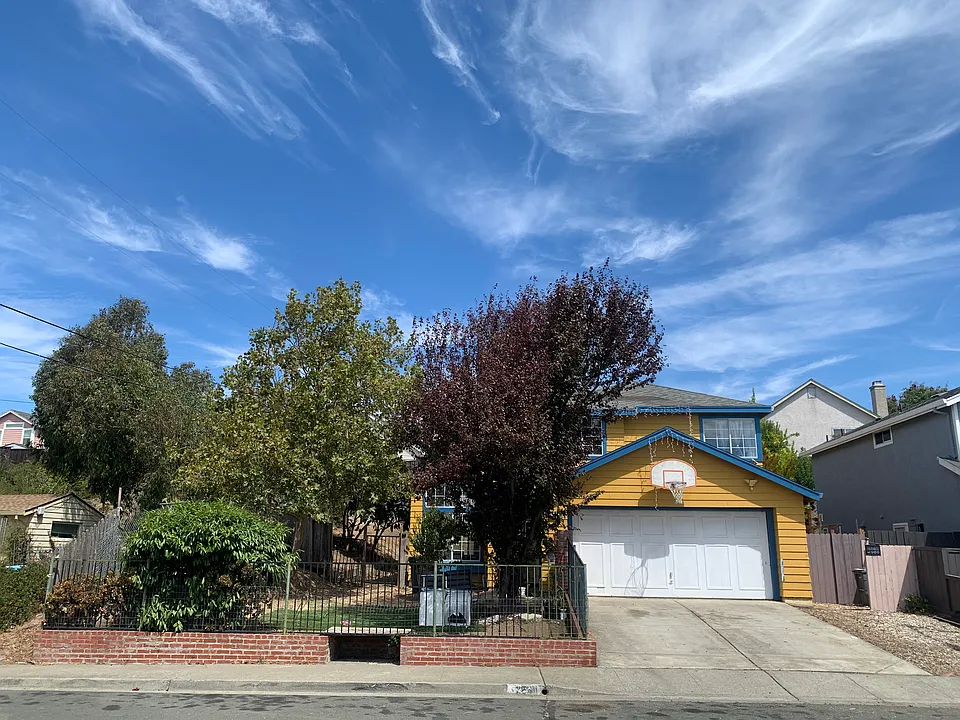 1254 Cronin Dr