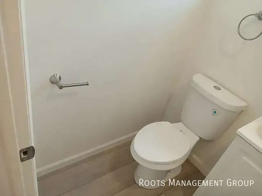 1 Bed 1 Bath Home Available for Lease at Rosehaven Estates & RV Resort - Apply Now! — Photo 3