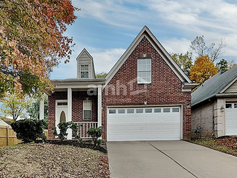 6889 Show Boat Ln — Photo 1