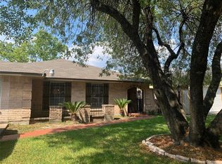 3611 Woodgate St, Houston, TX 77039