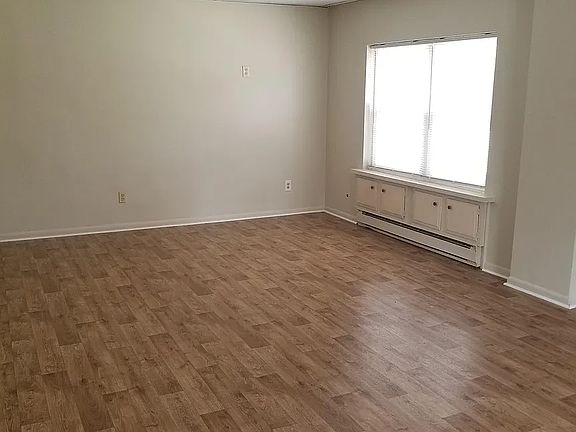 2nd image of 63 Hitchcock Ln #63B