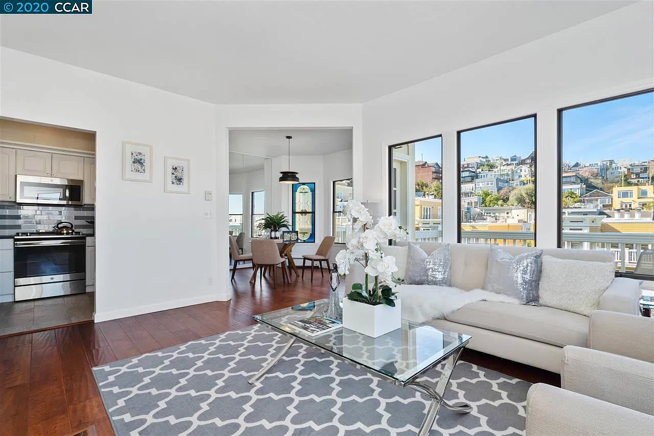 2 bed, 1160 sqft, $6,950 — Photo 3