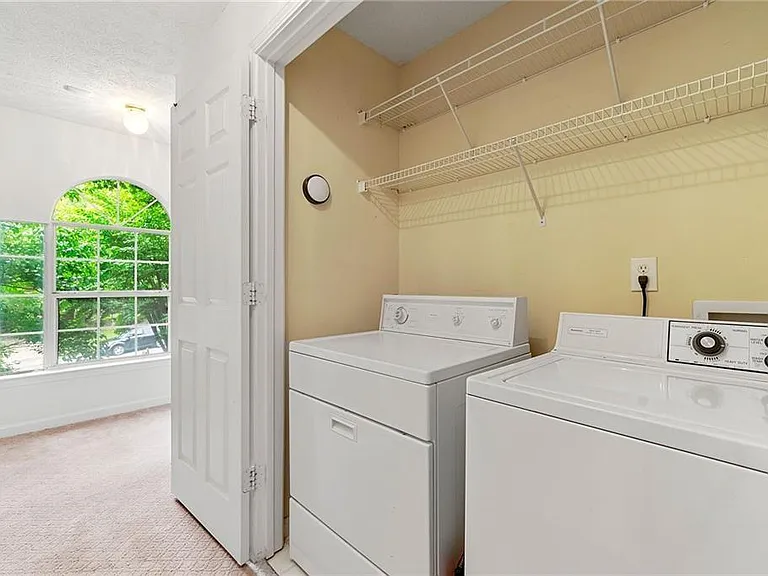 3040 Majestic Park Ct — Photo 11