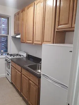 Rented by Chartwell Forest Hills Realty | media 18