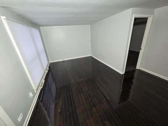4th image of 16358 Plymouth Dr