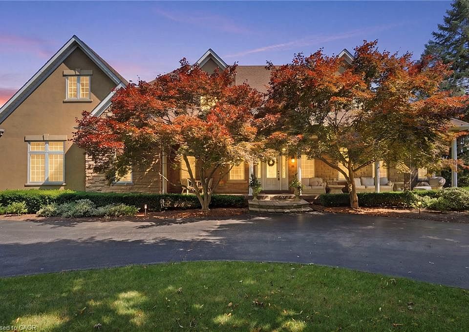 1st image of 11 Palomino Dr