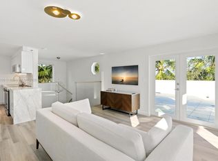 1005 8th St #PENTHOUSE 4, Miami Beach, FL 33139