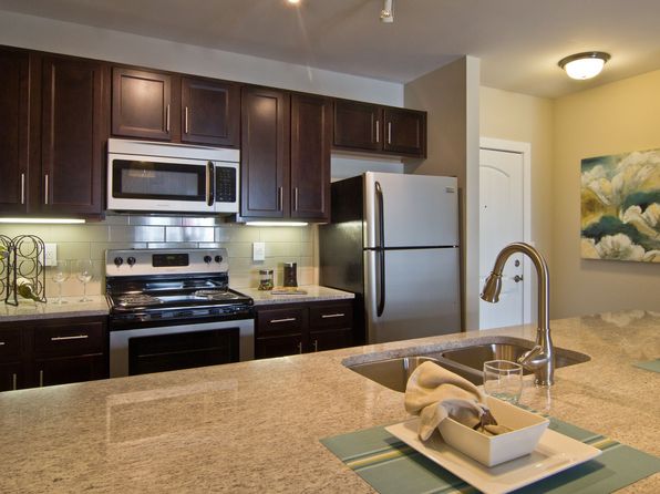 1600 W Lane Ave UNIT 325