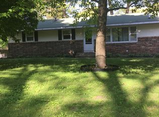 1084 Cadillac Dr, Muskegon, MI 49445