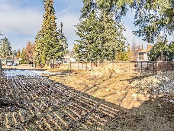 3rd image of Proposed Rd Lot Elm