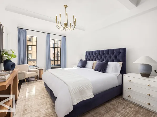 300 Central Park West image 13 of 20