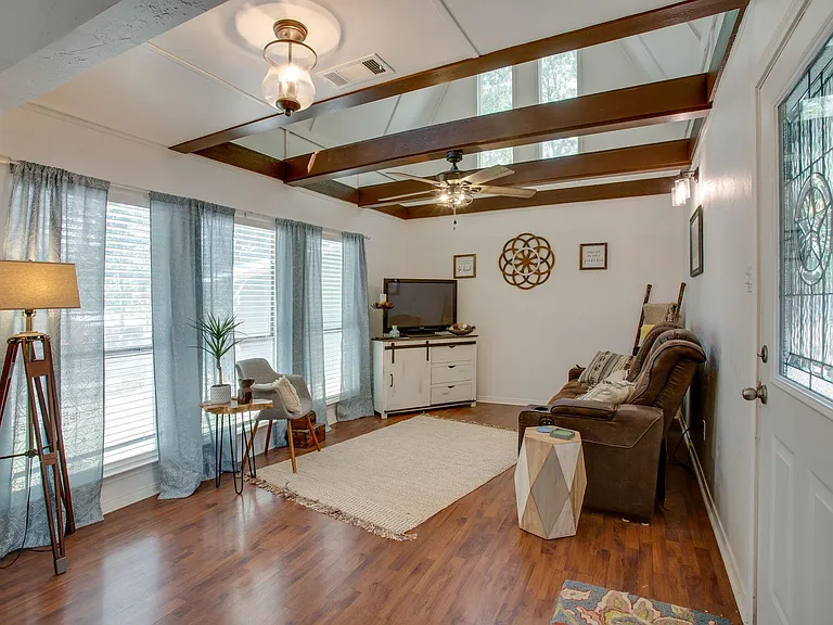 137 Oak Haven Dr — Photo 13