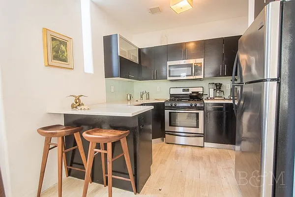 Rented by Brick&Mortar | media 4