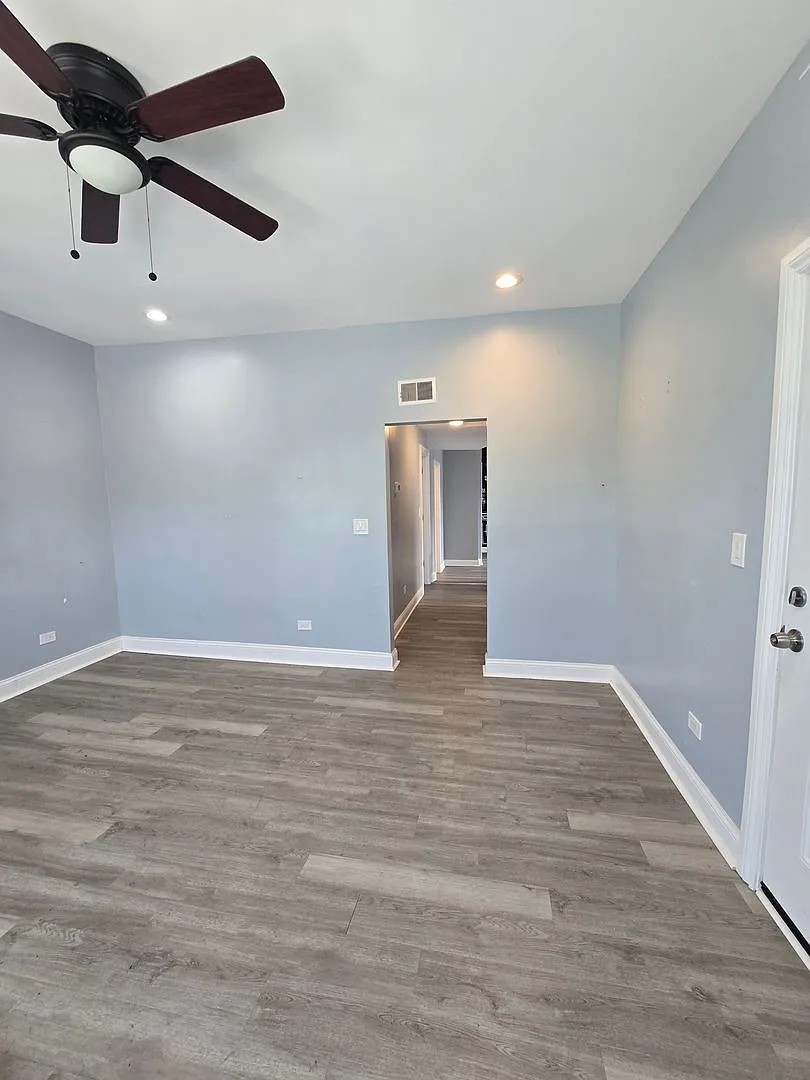 1111 W 62nd Street - LO — Photo 4