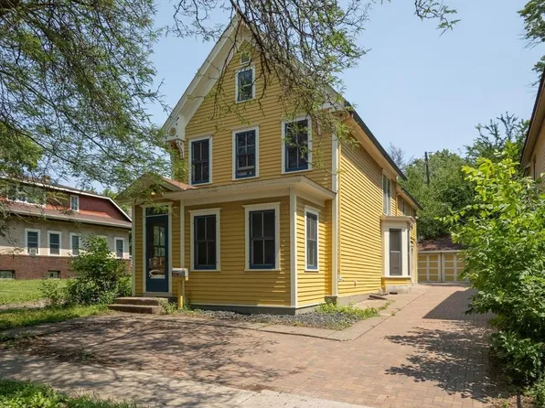 270 Maria Ave, Saint Paul, MN 55106