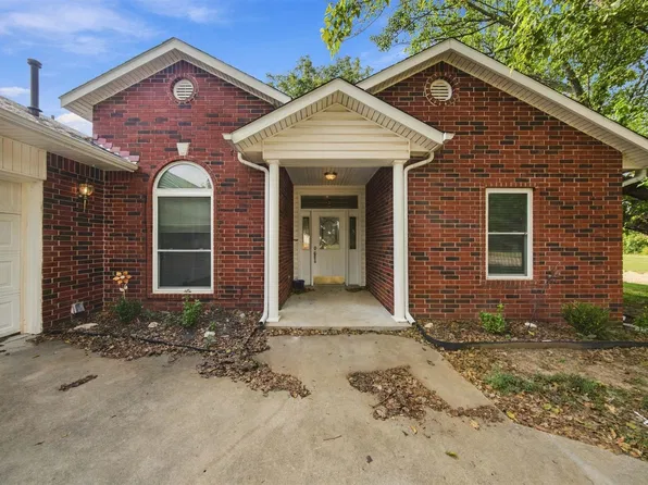 1401 E 8th St, Cushing, OK 74023