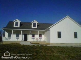 11108 Simpkins Ln, Marion, IL 62959