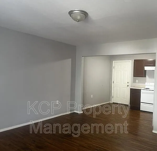 115 N Albert Pike Ave #6 — Photo 12