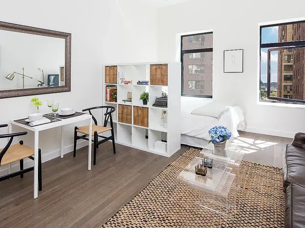 44 E End Ave APT 5A, New York, NY 10028