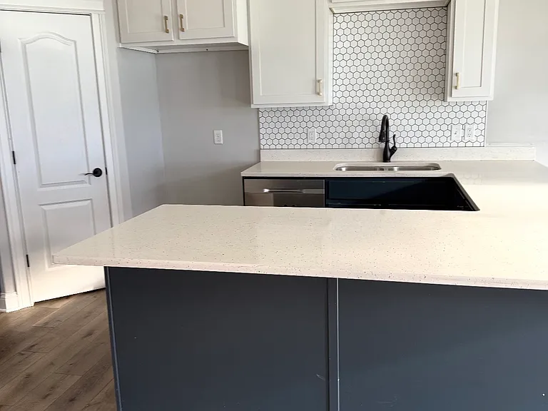 5320 Addyson Dr — Photo 10