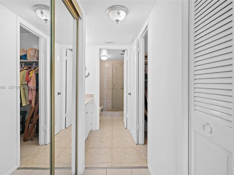 18081 Biscayne Blvd #1903 — Photo 25