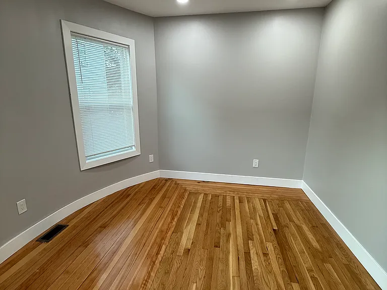 773 Pleasant St #1 — Photo 23