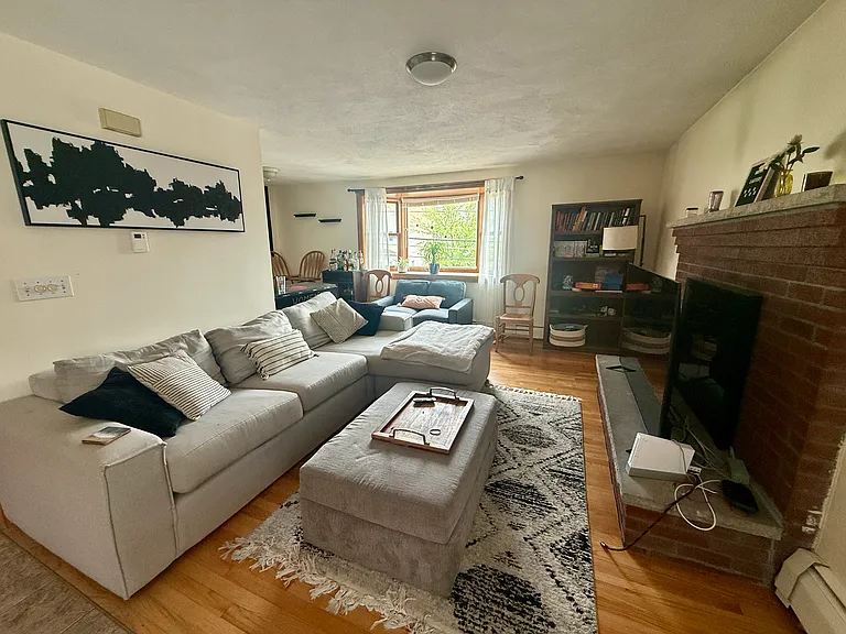 30 Prescott St #2 — Photo 2
