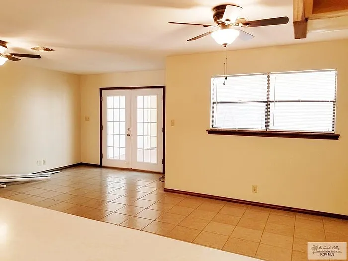 5401 Palm Valley Dr N — Photo 9
