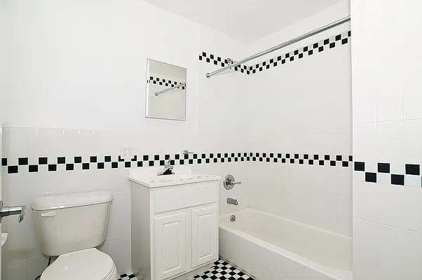 Rented by Level Group | media 15