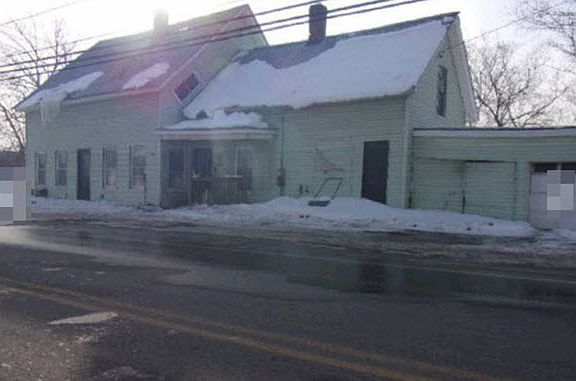 4th image of 909 Washington St